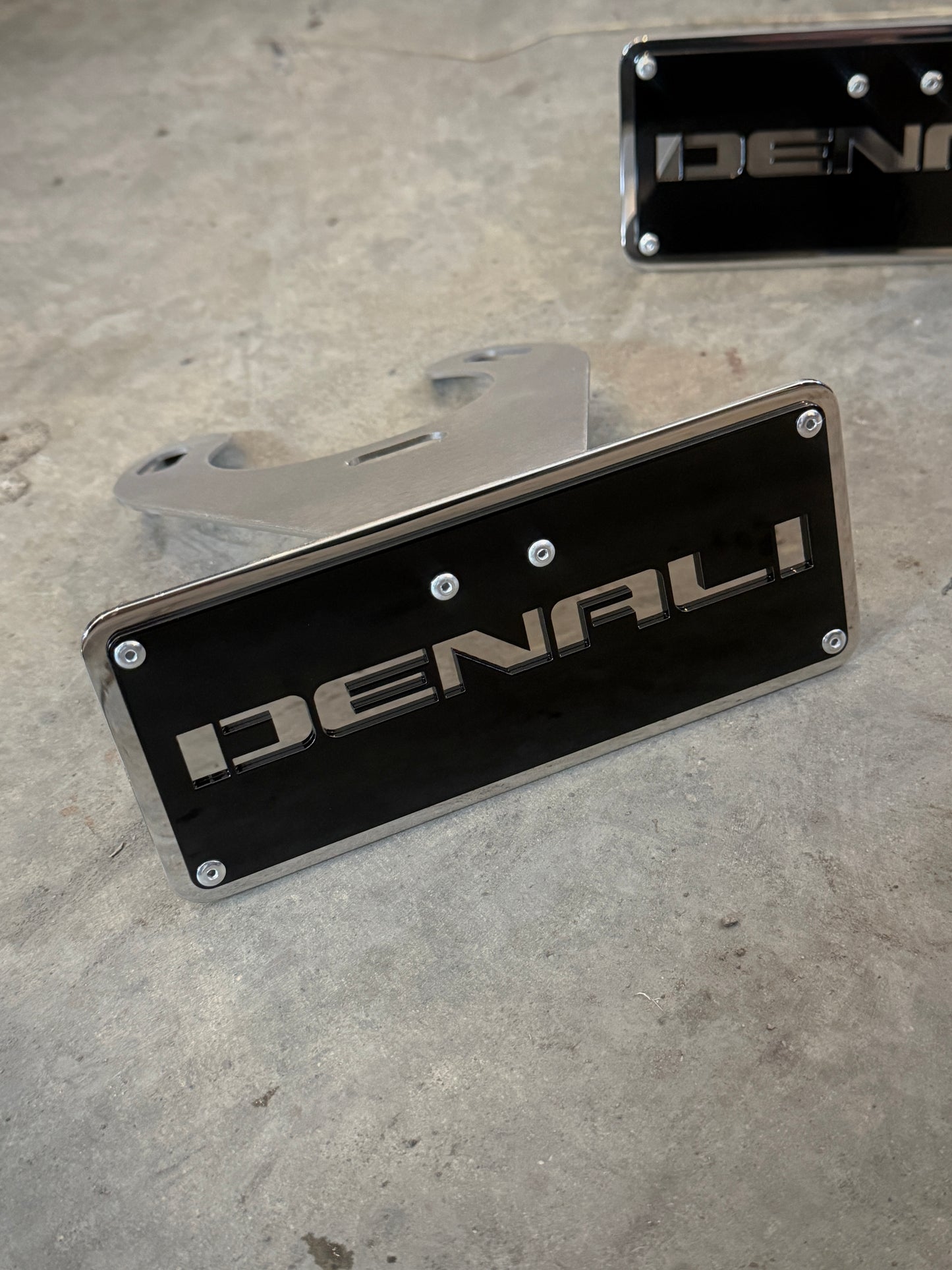 Strut Plates (2015 - 2018 Chevy/GMC 1500)