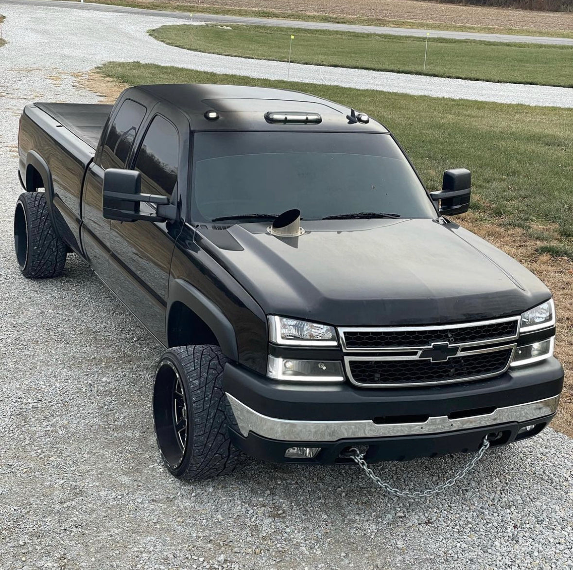CLASSIC Short Miter Cut Hood Stack on the truck 