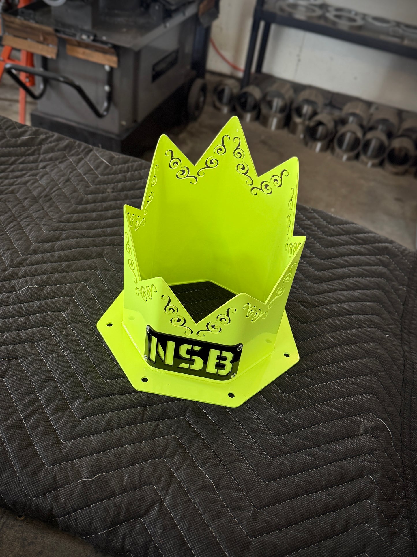 6" SPIKED Swirl Hood Stack