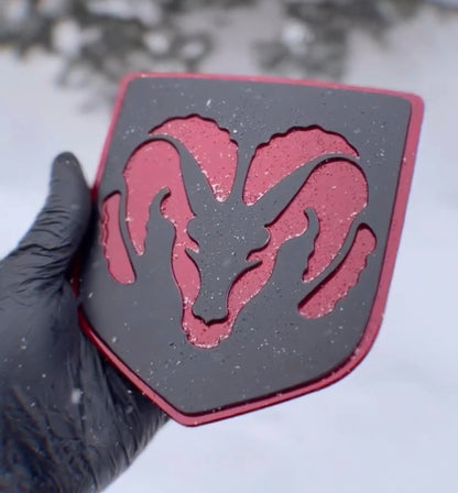 CUSTOM branding Tailgate Emblem (4th gen RAM®)