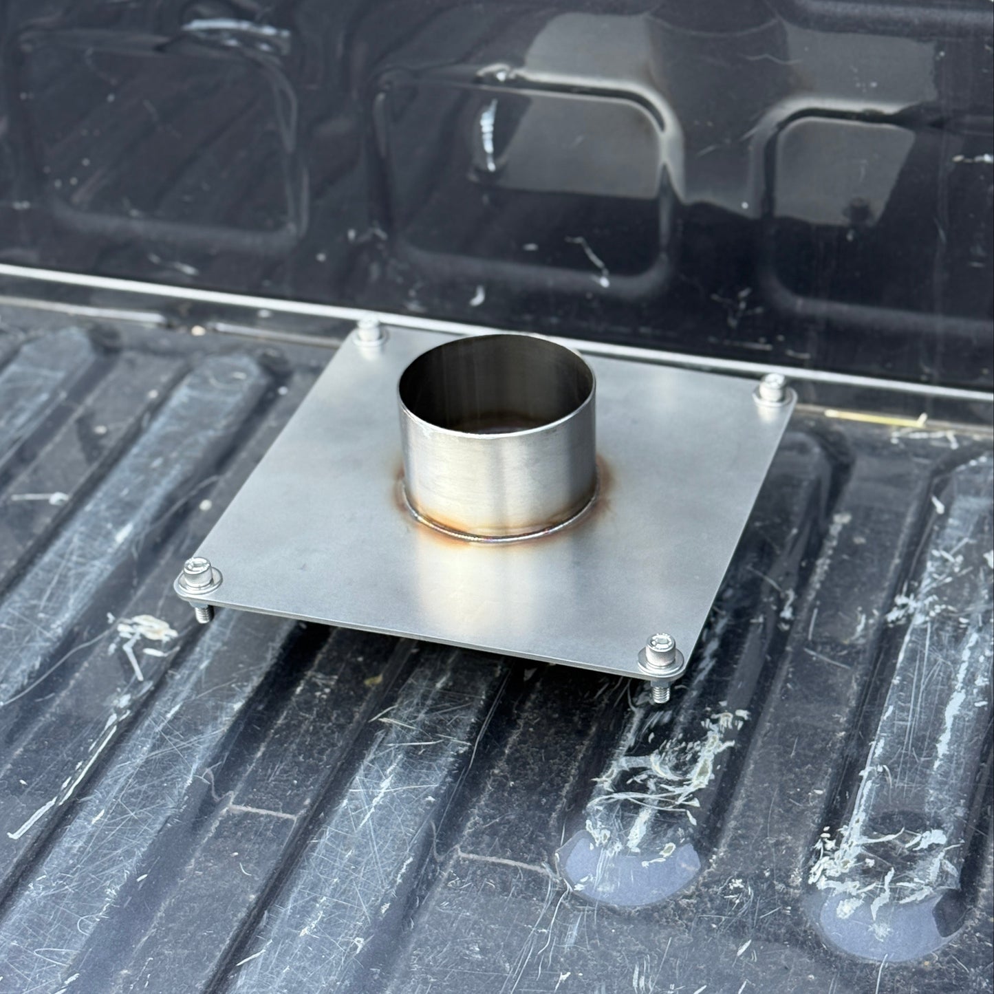Exhaust Bed Stack Mounting Plate
