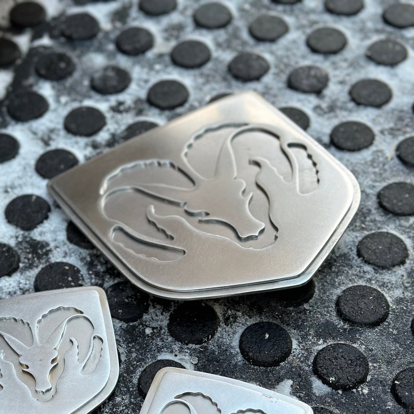 stainless steel Ram tailgate emblem, high quality laser cut tailgate ram badge