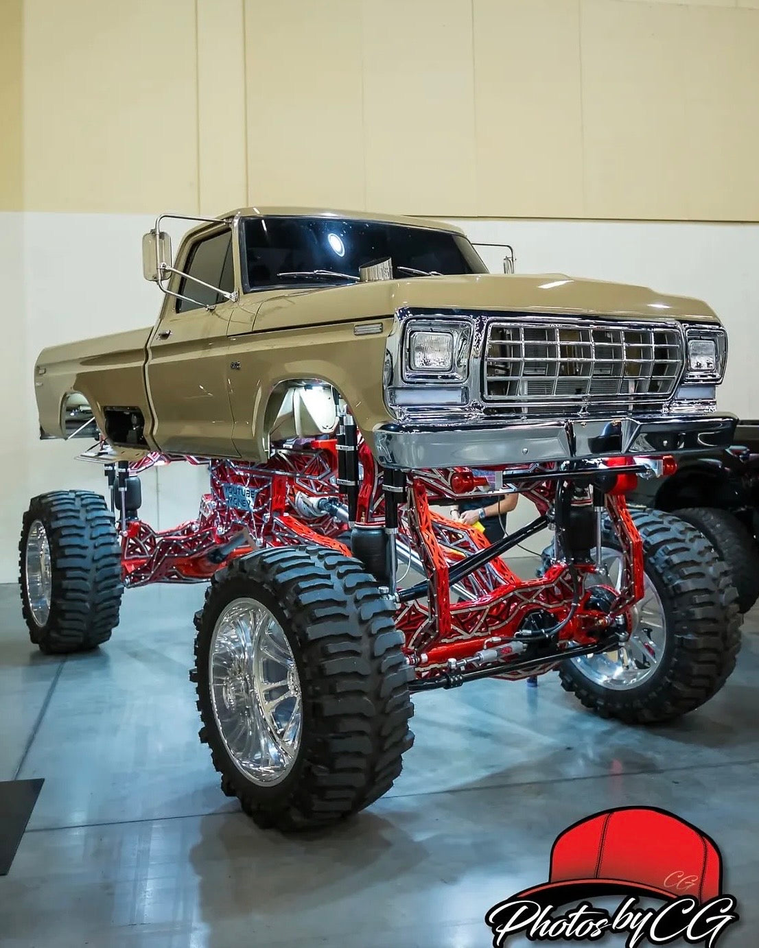 austin farmer's custom sema build running a brushed NSB Minimalist hood stack